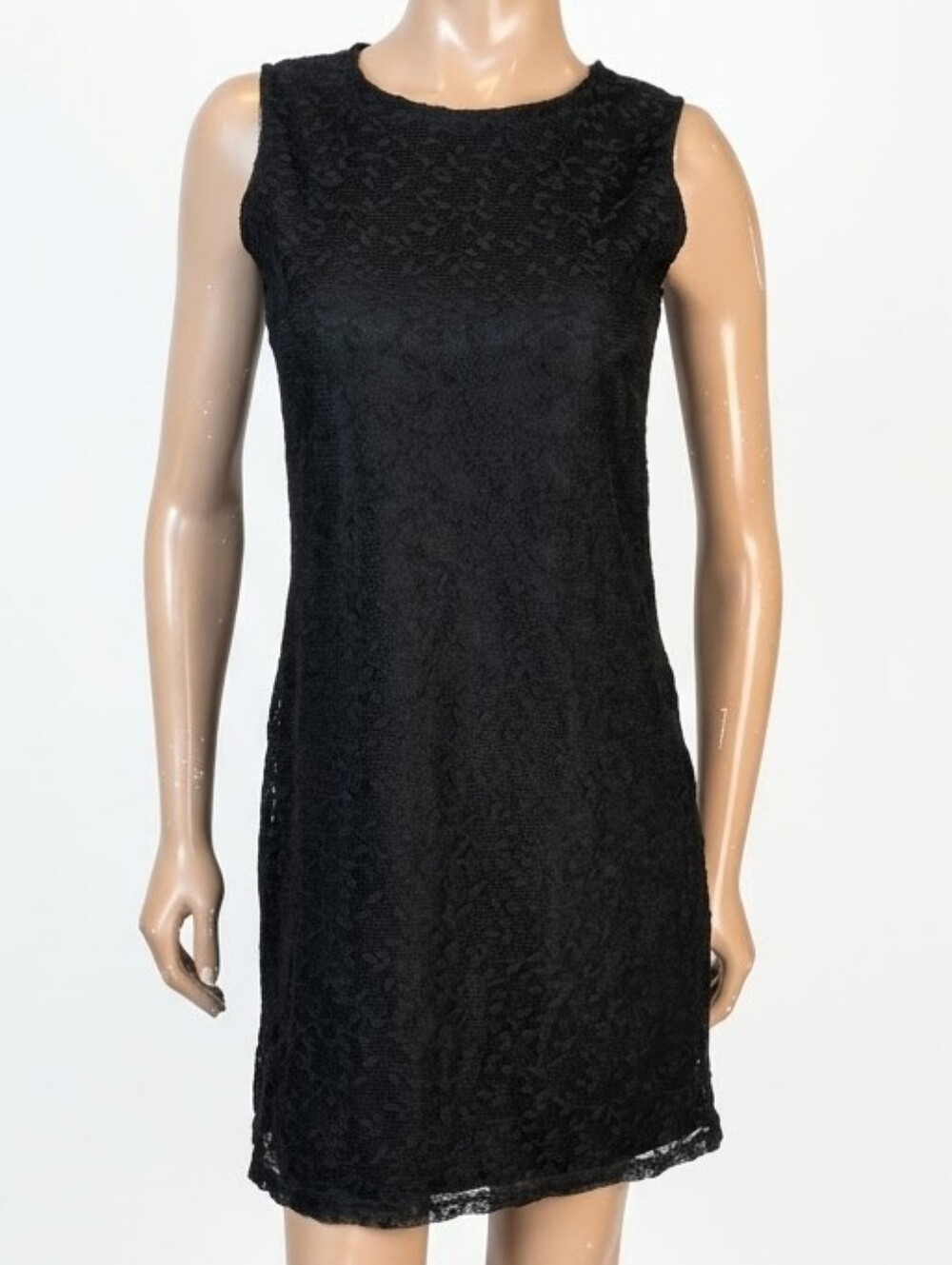 Reitmans Black Floral Lace Keyhole Back Sheath Dress Size Medium Sleeveless LBD